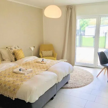 Two Bedroom By Gare W Terrace&parking *